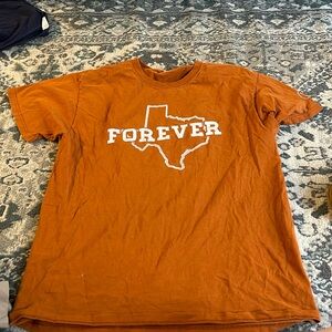orange UT shirt